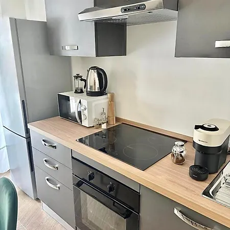 Apartman Dante 262 *