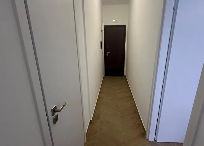 Apartment Dante 262 *