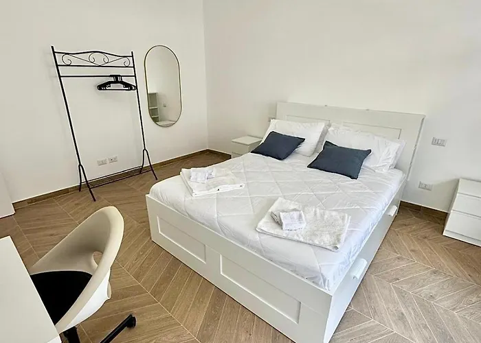 Dante 262 Apartment *