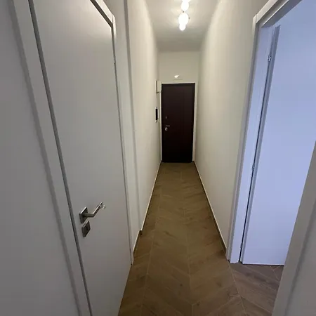 Διαμέρισμα Dante 262 *