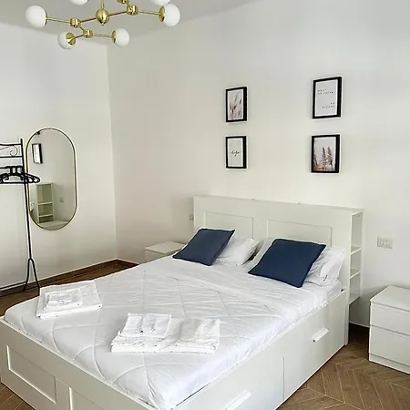 Διαμέρισμα Dante 262 *